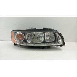 VOLVO V70 II LIFT LAMPA PRZÓD PRAWA