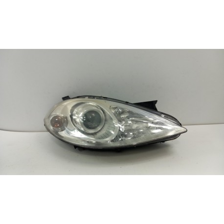 MERCEDES W169 EU LAMPA PRZÓD PRAWA SOCZEWKA