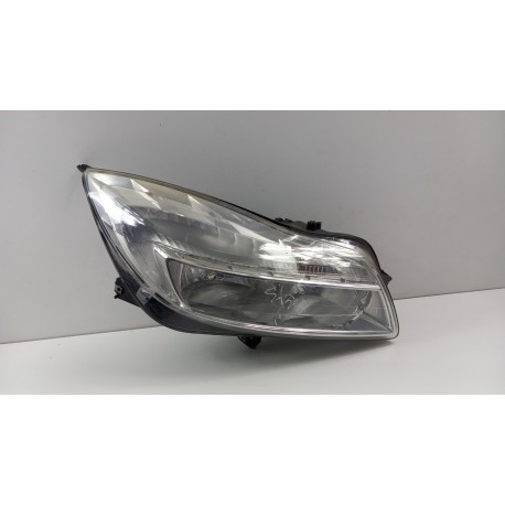 OPEL INSIGNIA A LAMPA PRZÓD PRAWA