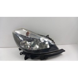 RENAULT CLIO III EUROPA LAMPA PRZÓD PRAWA SOCZEWKA