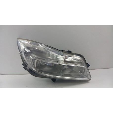 OPEL INSIGNIA A LAMPA PRZÓD PRAWA