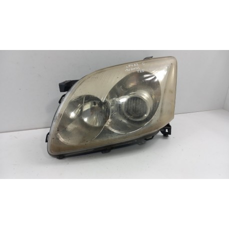 TOYOTA AVENSIS T25 LAMPA PRZÓD LEWA SOCZEWKA