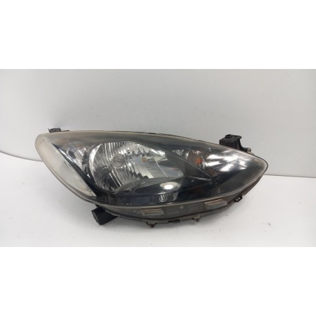 MAZDA 2 DE LAMPA PRZÓD PRAWA SOCZEWKA