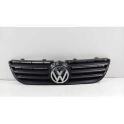 VW POLO 9N3 LIFT ATRAPA GRILL