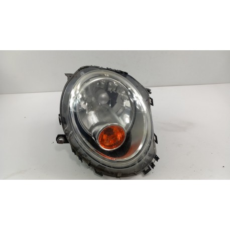 MINI COOPER R56 LAMPA PRZÓD PRAWA