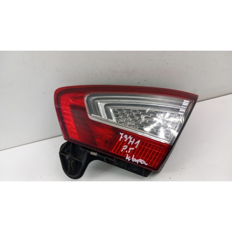 FORD MONDEO MK4 IV HB LAMPA TYŁ PRAWA W KLAPĘ