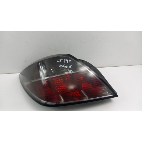 OPEL ASTRA H GTC LAMPA TYŁ LEWA 3D