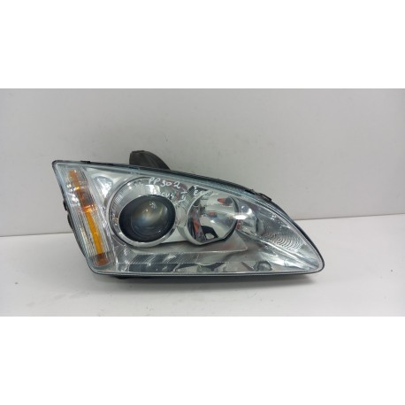 FORD FOCUS MK2 EU LAMPA PRZÓD PRAWA SOCZEWKA