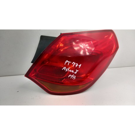 OPEL ASTRA J HB LAMPA TYŁ PRAWA