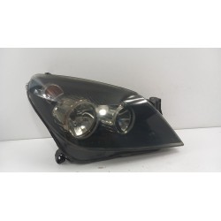 OPEL ASTRA H LAMPA PRZÓD PRAWA