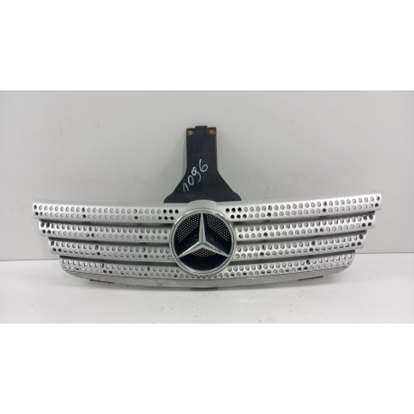 MERCEDES C KLASA W203 LIFT COUPE ATRAPA GRILL