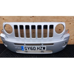 JEEP PATRIOT ZDERZAK PRZÓD PS2 HALOGEN