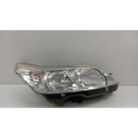 CITROEN C4 I LAMPA PRZÓD PRAWA