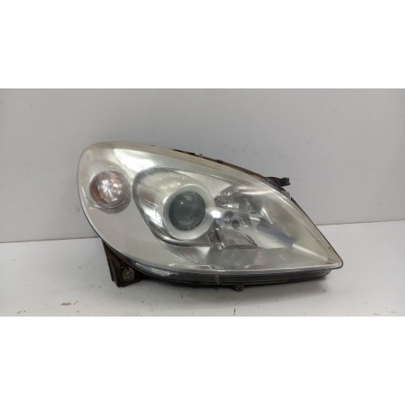 MERCEDES W245 LAMPA PRZÓD PRAWA EU SOCZEWKA