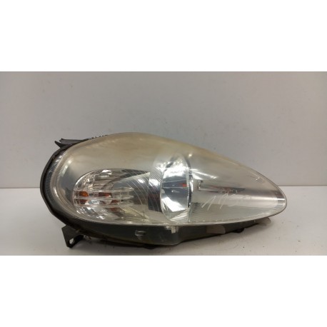 FIAT GRANDE PUNTO LAMPA PRZÓD PRAWA