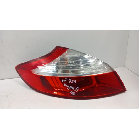 RENAULT MEGANE III HB LAMPA TYŁ LEWA