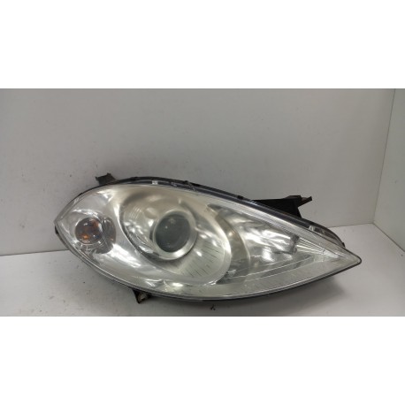 MERCEDES W169 LAMPA PRZÓD PRAWA EU SOCZEWKA