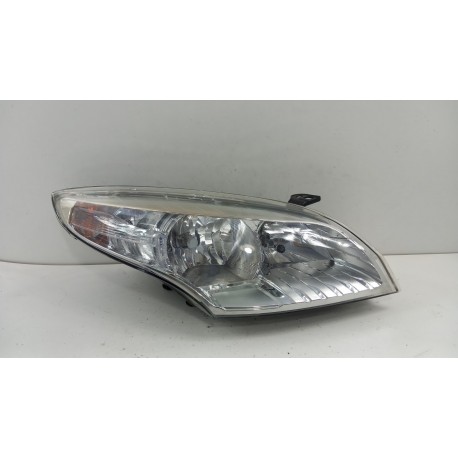 RENAULT MEGANE III LAMPA PRZÓD PRAWY