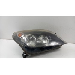 OPEL ASTRA H GTC LAMPA PRZÓD PRAWA