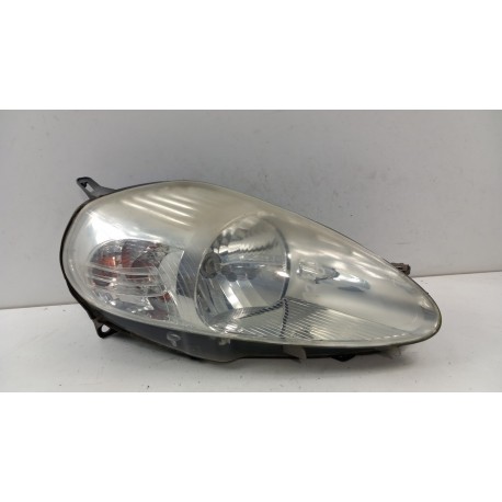 FIAT GRANDE PUNTO LAMPA PRZÓD PRAWA