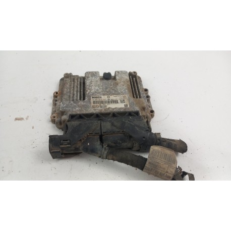 OPEL ASTRA KOMPUTER STEROWNIK SILNIKA 0281014025