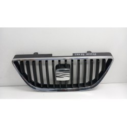 SEAT IBIZA 6JGRILL ATRAPA