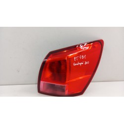 NISSAN QASHQAI J10 LAMPA TYŁ PRAWA