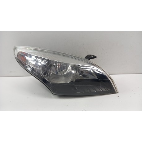 RENAULT MEGANE III LAMPA PRZÓD PRAWA