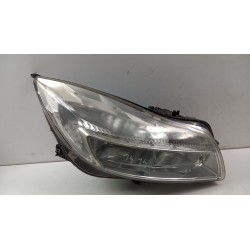 OPEL INSIGNIA A LAMPA PRZÓD PRAWA