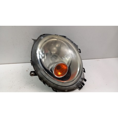 MINI COOPER R56 LAMPA PRZÓD PRAWA