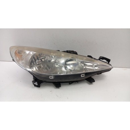 PEUGEOT 207 LAMPA PRZÓD PRAWA