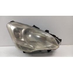 TOYOTA VERSO 2009-2013 LAMPA PRZÓD PRAWA