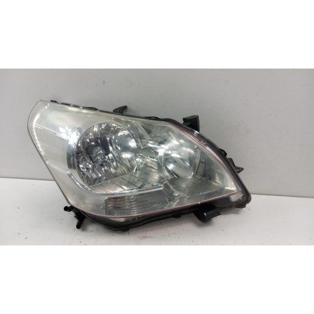 TOYOTA VERSO 2009-2013 LAMPA PRZÓD PRAWA