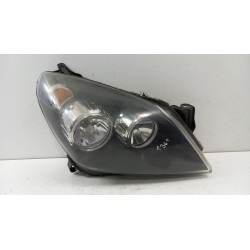 OPEL ASTRA H LIFT LAMPA PRZÓD PRAWA