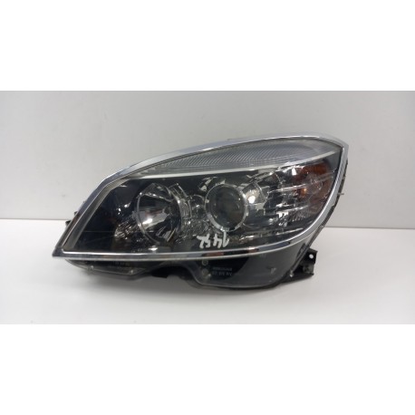 MERCEDES W204 COUPE LAMPA PRZÓD LEWA EU SOCZEWKA