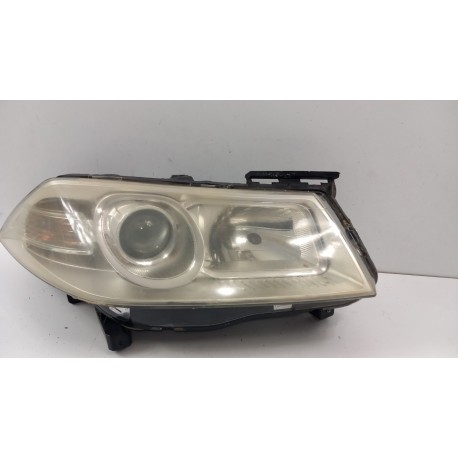 RENAULT MEGANE II LIFT LAMPA PRZÓD PRAWA SOCZEWKA