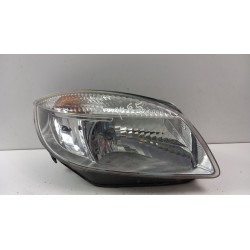 SKODA FABIA II LAMPA PRZÓD PRAWA