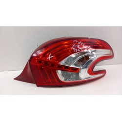 PEUGEOT 208 HB LAMPA TYŁ PRAWA