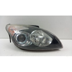 HYUNDAI I30 LAMPA PRZÓD PRAWA SOCZEWKA