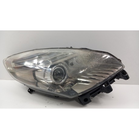 RENAULT SCENIC III LAMPA PRZÓD PRAWA SOCZEWKA XENON