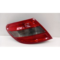 MERCEDES W204 SEDAN LAMPA TYŁ LEWA