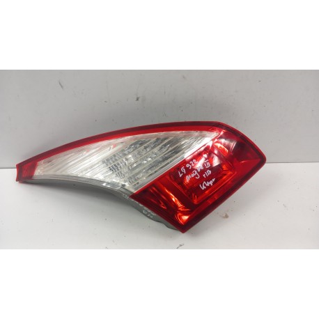 RENAULT MEGANE III HB LAMPA TYŁ LEWA W KLAPĘ