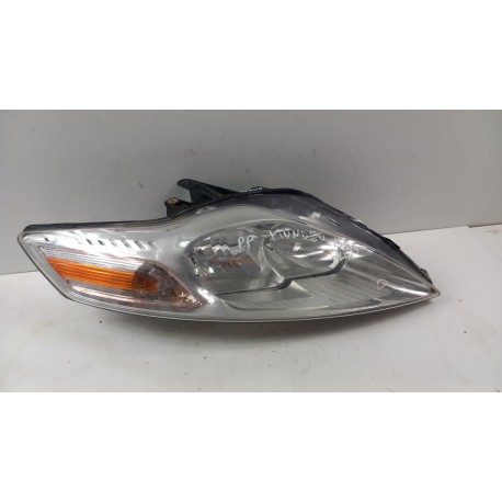 FORD MONDEO MK4 LIFT LAMPA PRZÓD PRAWA