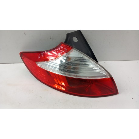 RENAULT MEGANE III HB LAMPA TYŁ LEWA