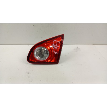 NISSAN QASHQAI J10 LAMPA TYŁ PRAWA W KLAPĘ