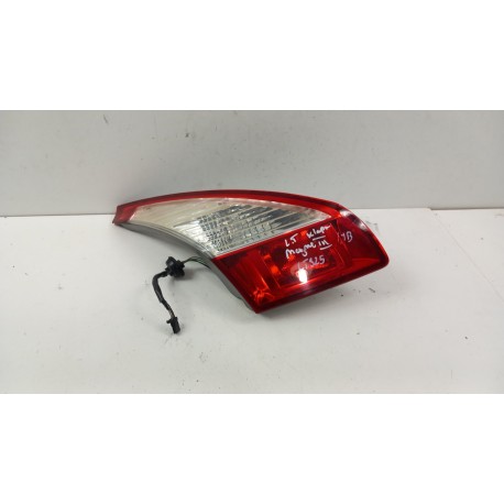 RENAULT MEGANE III HB LAMPA TYŁ LEWA W KLAPĘ