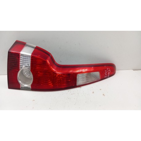 VOLVO V50 II KOMBI LAMPA TYŁ LEWA