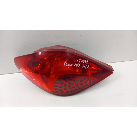 PEUGEOT 207 HB LAMPA TYŁ LEWA