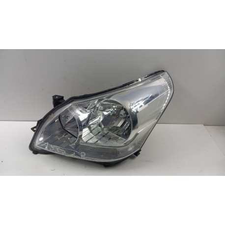 TOYOTA VERSO 2009-2013 LAMPA PRZÓD LEWA