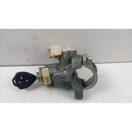 TOYOTA AURIS I STACYJKA Z KLUCZYKIEM 45020-0203